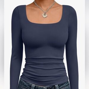 NWT women’s navy blue basic long sleeve T shirt fitted medium